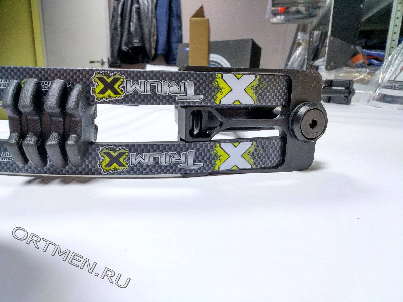 Лук блочный KINETIC TRIUM X