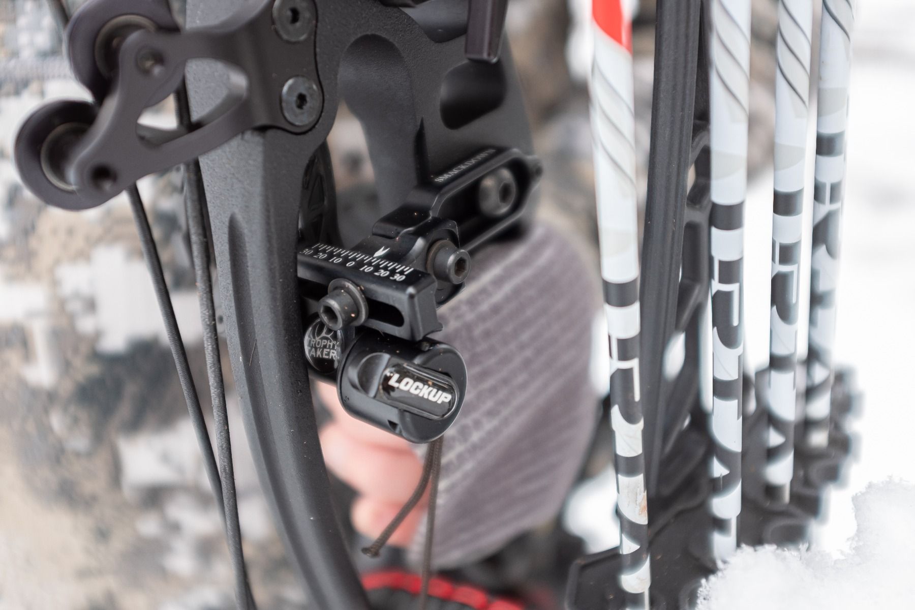 Полочка падающая для блочного лука Trophy Taker Smackdown Lockup 